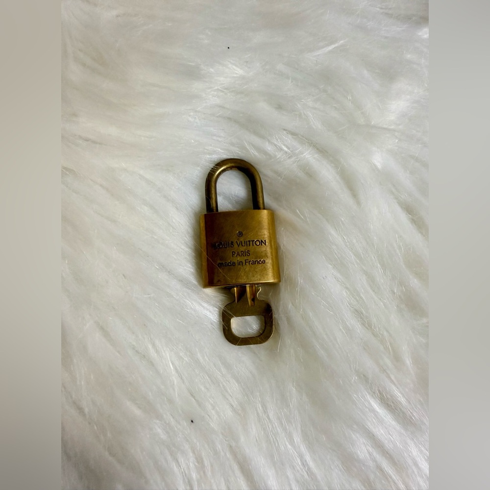 #345 Authentic Louis Vuitton Gold Padlock and Key
